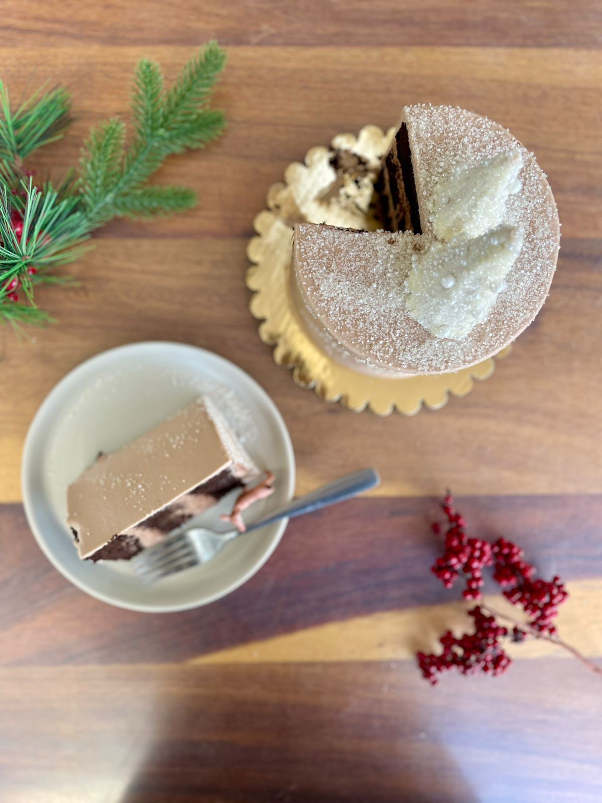 WhatsApp Image 2025-11-28 at 12.49.48 PM (1) Pastel Chocolate Navideño - Image 1